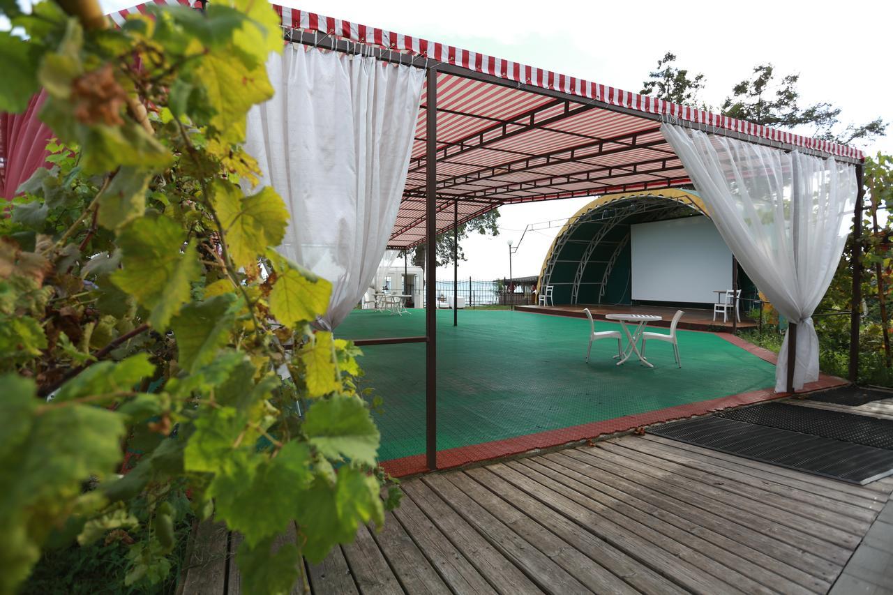 Anakopia Club Hotel New Athos Екстериор снимка