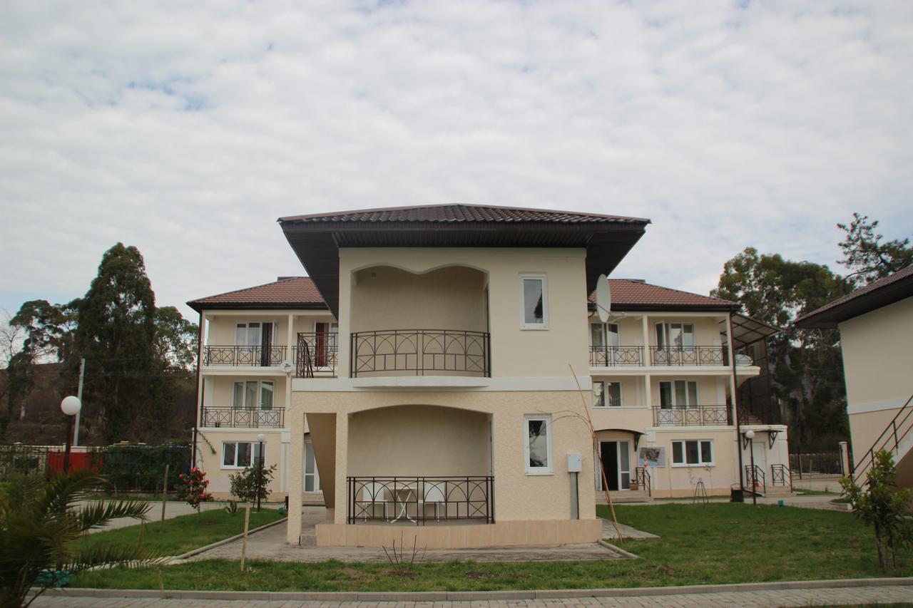 Anakopia Club Hotel New Athos Екстериор снимка
