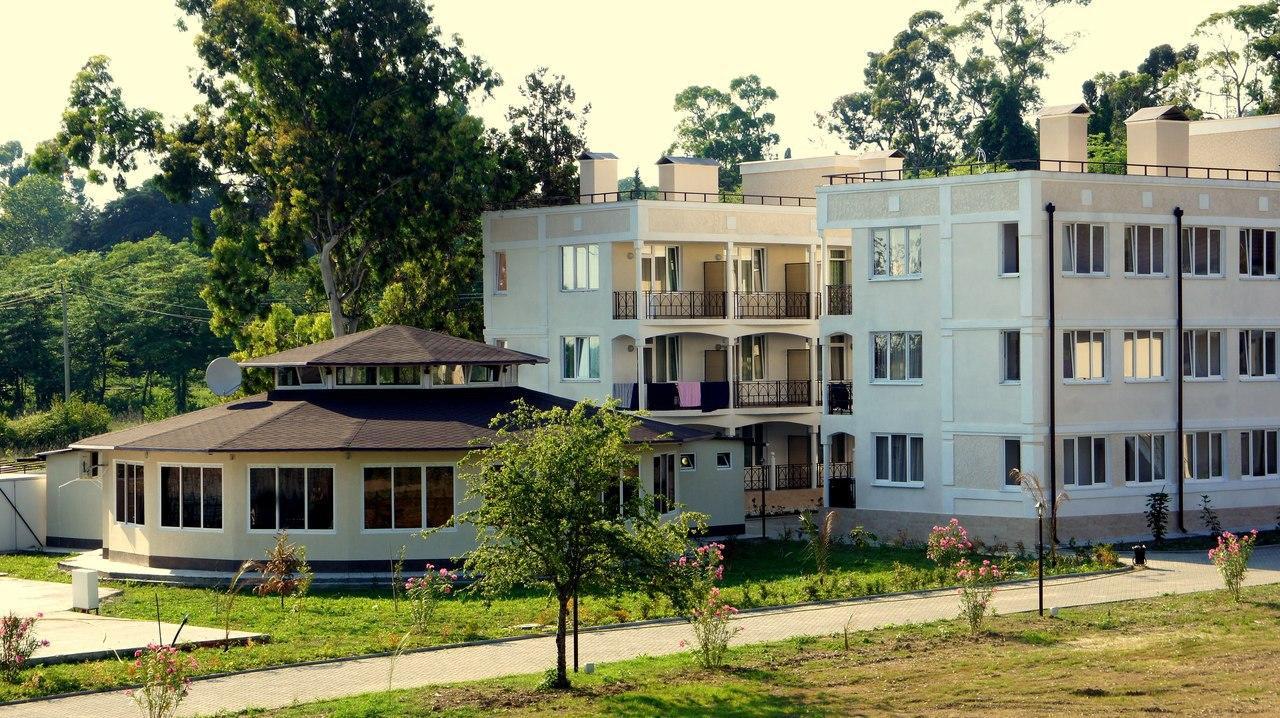 Anakopia Club Hotel New Athos Екстериор снимка